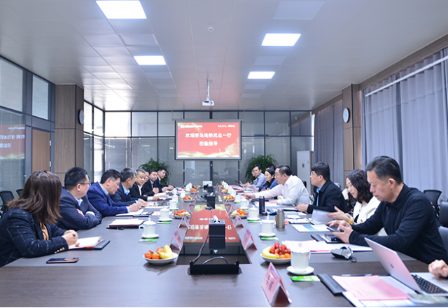 青島青鐵產(chǎn)投公司遲董事長(cháng)一行蒞臨新風(fēng)光調研